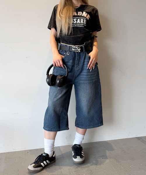 lilful(リルフル)の「ウォッシュ加工 バギーハーフデニムパンツ(デニムパンツ・レディース・ブラック/ブルー/ブルー系その他・M/L/S)」の17枚目の写真