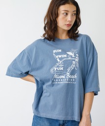 【PARROTT CANVAS/パロットキャンバス】グラフィックTシャツ　デランドホテル/プールサイド/半袖　【WEB限定】