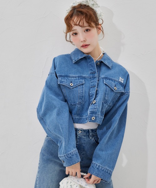 one after another NICE CLAUP（ワンアフターアナザーナイスクラップ）の「ワンポイント刺繍デニムジャケット（デニムジャケット・レディース・ライトブルー/ネイビー/ブルー・FREE）」の10枚目の写真