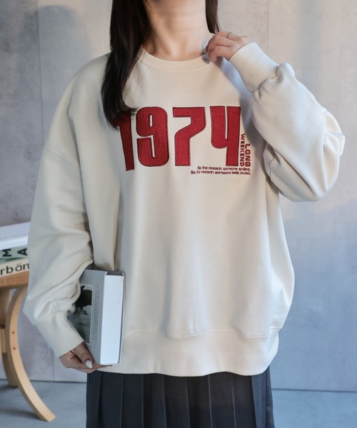 ap retro（アプレトロ）の「【選べる】BIGロゴスウェット / トレーナー　ナンバリングデザイン・ロゴ刺繍（スウェット・レディース・オフホワイト/アイボリー/スミクロ/グレー/オートミール/ブルー/ブラック・FREE）」の15枚目の写真