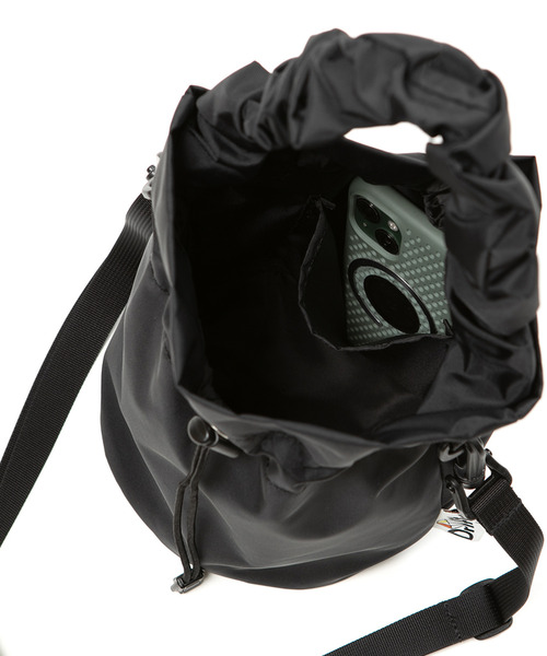 Drifter（ドリフター）の「GATHER HANDLE POUCH／ギャザーハンドルポーチ（ショルダーバッグ・レディース・ブラック/ピンク/ブルー/ケリーグリーン/ブラウン/ピーコックグリーン系・FREE）」の16枚目の写真