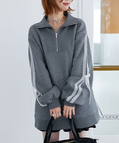 MAJESTIC LEGON（マジェスティックレゴン）の「レースリボンZIP裏起毛スウェット（スウェット・レディース・チャコールグレー/アイボリー/グレー・MEDIUM）」の2枚目の写真