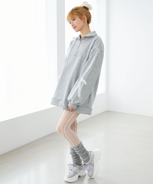 MAJESTIC LEGON（マジェスティックレゴン）の「レースリボンZIP裏起毛スウェット（スウェット・レディース・チャコールグレー/アイボリー/グレー・MEDIUM）」の12枚目の写真