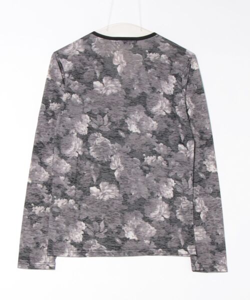 Mag.（マグ）の「【Growth by Grail】フラワープリントVネックL/S（Tシャツ/カットソー・メンズ・ブラック/ブルー・LARGE/MEDIUM）」の3枚目の写真