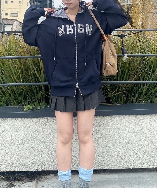 nemne store（ネンネストア）の「【keel】チェックロゴジップフーディ（パーカー・レディース・杢グレー/ネイビー・MEDIUM/SMALL）」の6枚目の写真