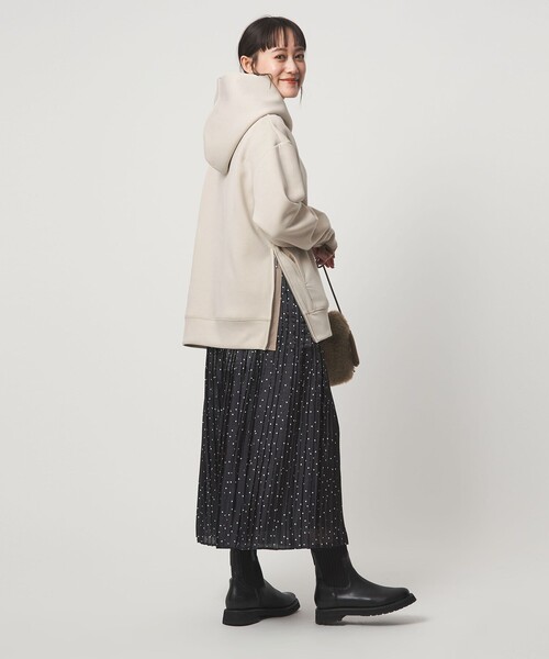 green label relaxing（グリーンレーベルリラクシング）の「【WEB限定】＜at ease＞ダンボール フーディ（パーカー・レディース・ライトグレー/ブラック/ベージュ・FREE）」の21枚目の写真