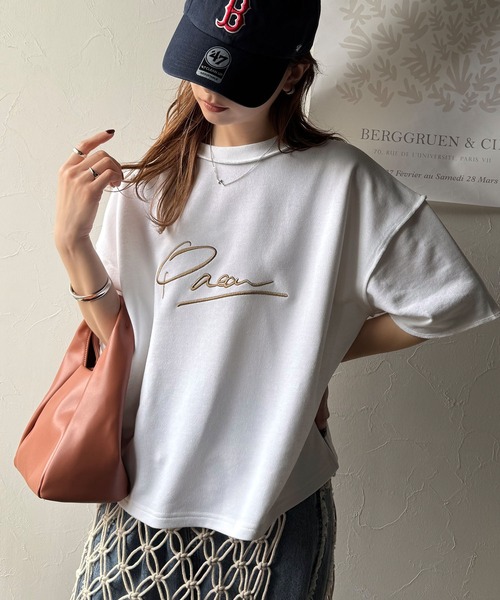 Java(ジャバ)の「《JaVaジャバコラボ》大胆ロゴで魅せる。前後2way裏毛胸元PAEANロゴ半袖Tシャツ(Tシャツ/カットソー・レディース・アイボリー/グレイッシュベージュ/ホワイト/オートミール/ネイビー/チャコール・MEDIUM/LARGE/X-LARGE/SMALL)」の22枚目の写真