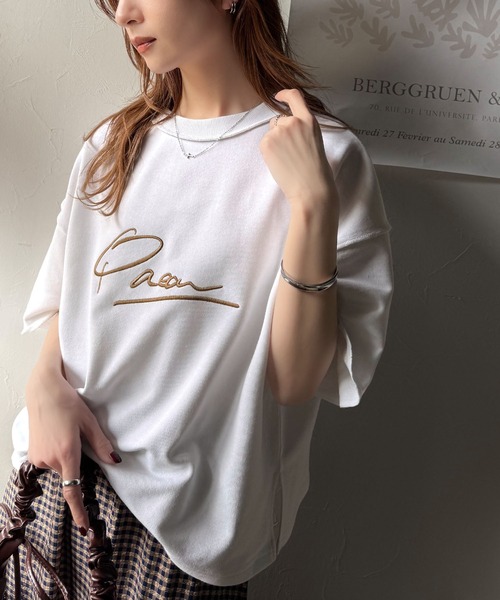 Java(ジャバ)の「《JaVaジャバコラボ》大胆ロゴで魅せる。前後2way裏毛胸元PAEANロゴ半袖Tシャツ(Tシャツ/カットソー・レディース・アイボリー/グレイッシュベージュ/ホワイト/オートミール/ネイビー/チャコール・MEDIUM/LARGE/X-LARGE/SMALL)」の18枚目の写真