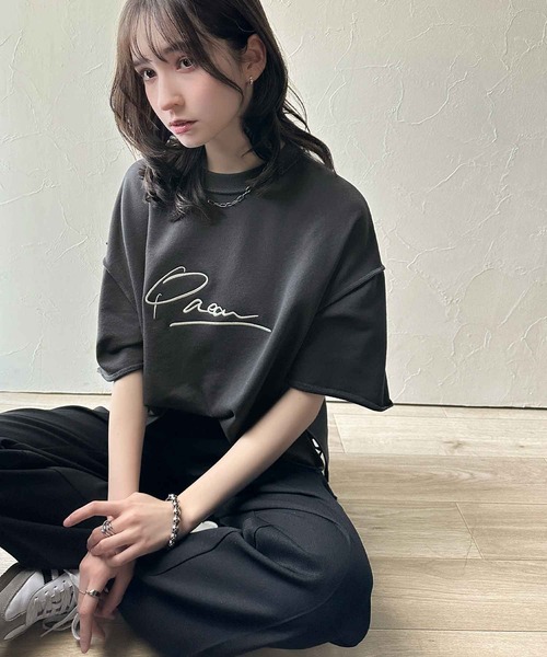 Java(ジャバ)の「《JaVaジャバコラボ》大胆ロゴで魅せる。前後2way裏毛胸元PAEANロゴ半袖Tシャツ(Tシャツ/カットソー・レディース・アイボリー/グレイッシュベージュ/ホワイト/オートミール/ネイビー/チャコール・MEDIUM/LARGE/X-LARGE/SMALL)」の11枚目の写真