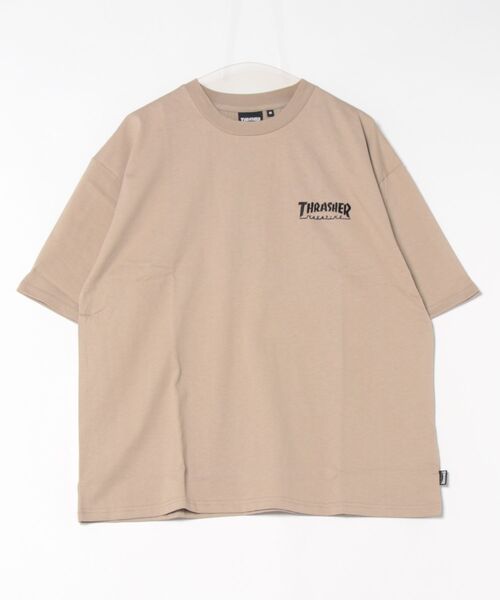 THRASHER(スラッシャー)の「HOMETOWN emb S/S T-SHIRTS/スラッシャーワンポイントマグロゴ半袖TシャツMAGLOGO(Tシャツ/カットソー・メンズ・ベージュ/ホワイト/ブラック/グリーン・LARGE/MEDIUM/X-LARGE)」の4枚目の写真