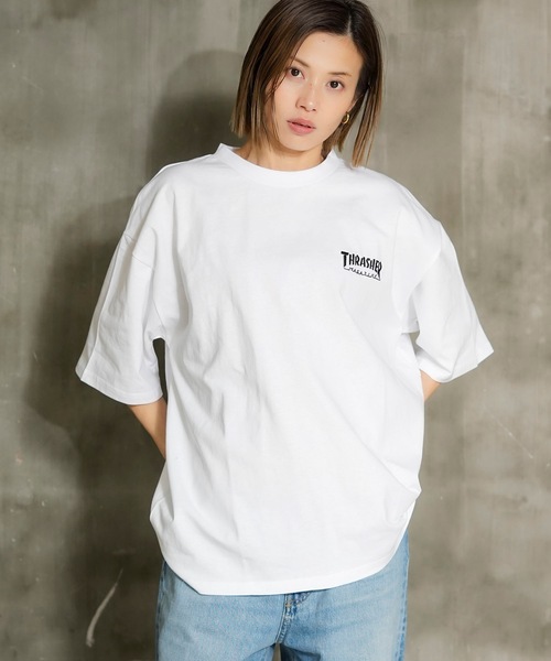 THRASHER(スラッシャー)の「HOMETOWN emb S/S T-SHIRTS/スラッシャーワンポイントマグロゴ半袖TシャツMAGLOGO(Tシャツ/カットソー・メンズ・ベージュ/ホワイト/ブラック/グリーン・LARGE/MEDIUM/X-LARGE)」の9枚目の写真