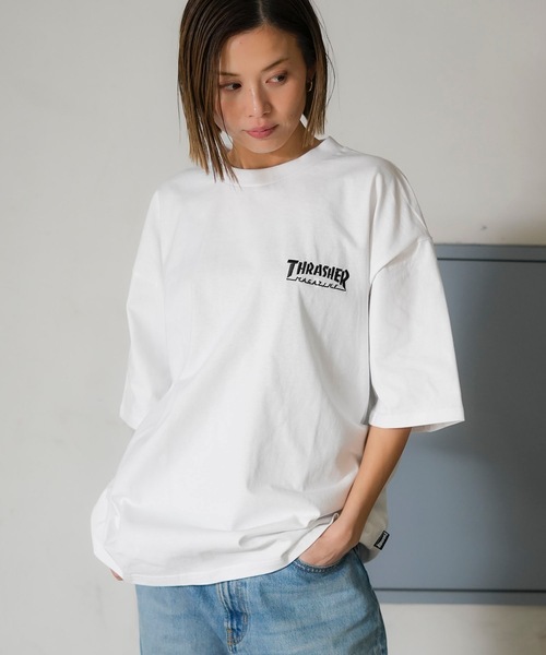 THRASHER(スラッシャー)の「HOMETOWN emb S/S T-SHIRTS/スラッシャーワンポイントマグロゴ半袖TシャツMAGLOGO(Tシャツ/カットソー・メンズ・ベージュ/ホワイト/ブラック/グリーン・LARGE/MEDIUM/X-LARGE)」の8枚目の写真