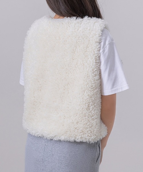 ショート丈/裏地付き/Vネックで小顔魅せ】モコモコプードルファー