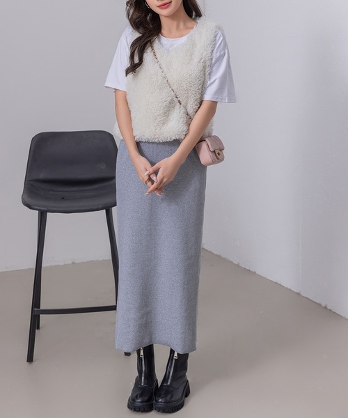 DAY CLOSET（デイ クローゼット）の「【ショート丈/裏地付き/Vネックで小顔魅せ】モコモコプードルファーベスト/ジレ レディース（ベスト・レディース・アイボリー/ブラック/ベージュ/ブラウン・FREE）」の10枚目の写真