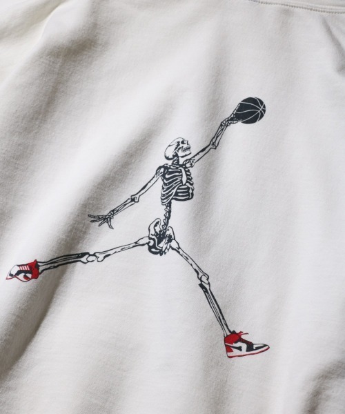 THRIFTY LOOK(スリフティールック)の「THRIFTY LOOK / スリフティールック JUMP SKULL PULL HOODIE ジャンプスカル プルオーバーパーカー(パーカー・メンズ・ライトグレー/レッド/ホワイト/ブラック・LARGE/X-LARGE/SMALL/MEDIUM)」の11枚目の写真