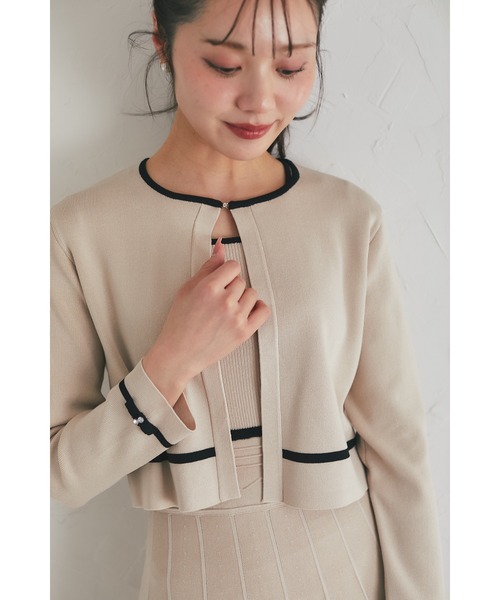 tocco closet（トッコ　クローゼット）の「プチリボン＆ビジュー付き配色ニットカーディガン（カーディガン/ボレロ・レディース・ベージュ/ブラック/オフホワイト・M）」の3枚目の写真