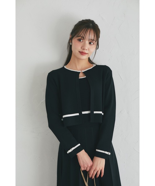 tocco closet（トッコ　クローゼット）の「プチリボン＆ビジュー付き配色ニットカーディガン（カーディガン/ボレロ・レディース・ベージュ/ブラック/オフホワイト・M）」の2枚目の写真