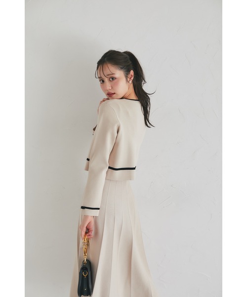 tocco closet（トッコ　クローゼット）の「プチリボン＆ビジュー付き配色ニットカーディガン（カーディガン/ボレロ・レディース・ベージュ/ブラック/オフホワイト・M）」の10枚目の写真
