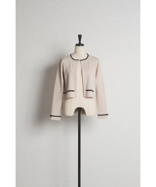 tocco closet（トッコ　クローゼット）の「プチリボン＆ビジュー付き配色ニットカーディガン（カーディガン/ボレロ・レディース・ベージュ/ブラック/オフホワイト・M）」の13枚目の写真