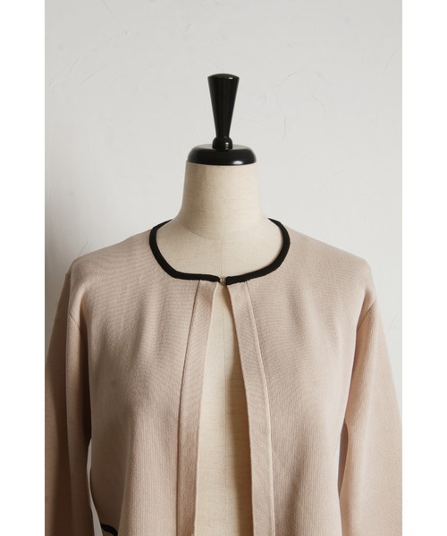 tocco closet（トッコ　クローゼット）の「プチリボン＆ビジュー付き配色ニットカーディガン（カーディガン/ボレロ・レディース・ベージュ/ブラック/オフホワイト・M）」の16枚目の写真