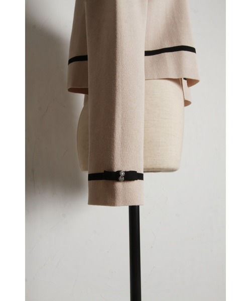 tocco closet（トッコ　クローゼット）の「プチリボン＆ビジュー付き配色ニットカーディガン（カーディガン/ボレロ・レディース・ベージュ/ブラック/オフホワイト・M）」の20枚目の写真
