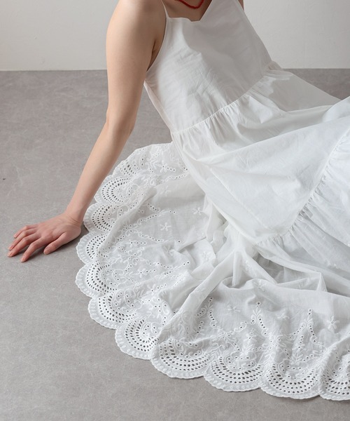 BLUEEAST（ブルーイースト）の「《お気に入り1.4万人突破！/ロング＆ショート選べる着丈》コットンレースキャミワンピース（ワンピース・レディース・ホワイト/ブラウン/ブラック/サックスブルー・MEDIUM/SHORT）」の10枚目の写真