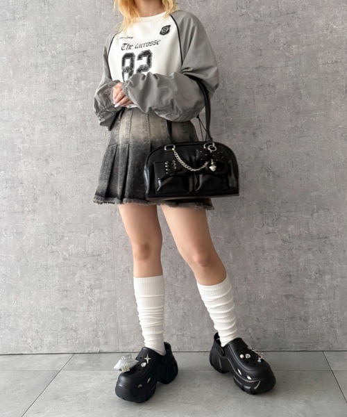 WEGO(ウィゴー)の「WEGO/レースアップボストンバッグ(ボストンバッグ・レディース・ブラック/ホワイト・FREE)」の4枚目の写真