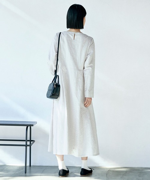 Sunny clouds（サニークラウズ）の「サニークラウズ　ジャカード模様の白魔女ワンピース〈レディース〉（ワンピース・レディース・ホワイト系その他・3L/M/MP/L/LL）」の4枚目の写真