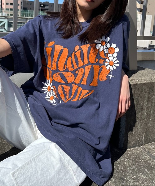 MODISH GAZE(モディシュガゼ)の「【MODISH GAZE】ハート ピグメントTシャツ(Tシャツ/カットソー・レディース・ネイビー/アイボリー・FREE)」の1枚目の写真