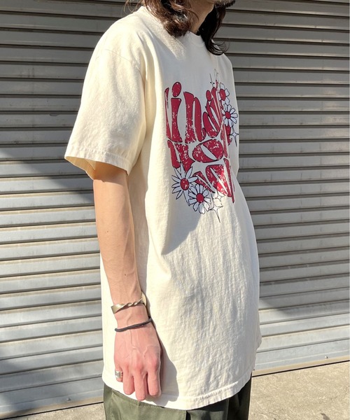 MODISH GAZE(モディシュガゼ)の「【MODISH GAZE】ハート ピグメントTシャツ(Tシャツ/カットソー・レディース・ネイビー/アイボリー・FREE)」の9枚目の写真