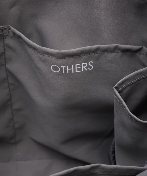 EARTH MADE（アースメイド）の「【WEB限定】【EARTH MADE】10ポケット 2WAYトートバッグ（トートバッグ・レディース・ブラック/ライトベージュ/ライトグレー/キャメル・フリー）」の14枚目の写真