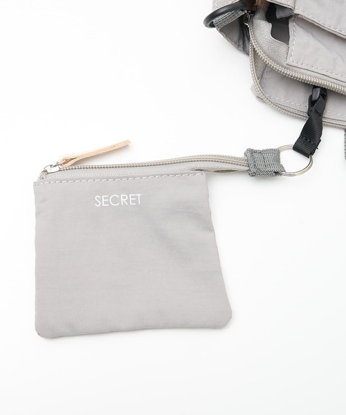 EARTH MADE（アースメイド）の「【WEB限定】【EARTH MADE】10ポケット 2WAYトートバッグ（トートバッグ・レディース・ブラック/ライトベージュ/ライトグレー/キャメル・フリー）」の15枚目の写真