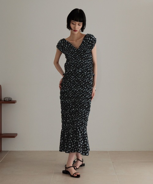 線画シャーリングワンピース｜KarLParkLane Style ONLINE SHOP