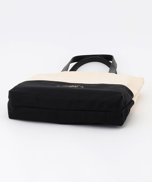 TOCCA(トッカ)の「CITTA CARINA TOTEBAG トートバッグ(トートバッグ・レディース・ブラック系2/ライトグレー系/ゴールド系5/アイボリー系・F)」の7枚目の写真