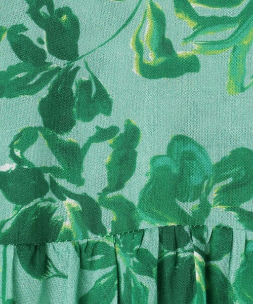 TOMORROWLAND (トゥモローランド)の「【別注】MARIHA Garden Petals ミューズのドレス(ワンピース・レディース・ライトグリーン/ネイビー・36)」の10枚目の写真