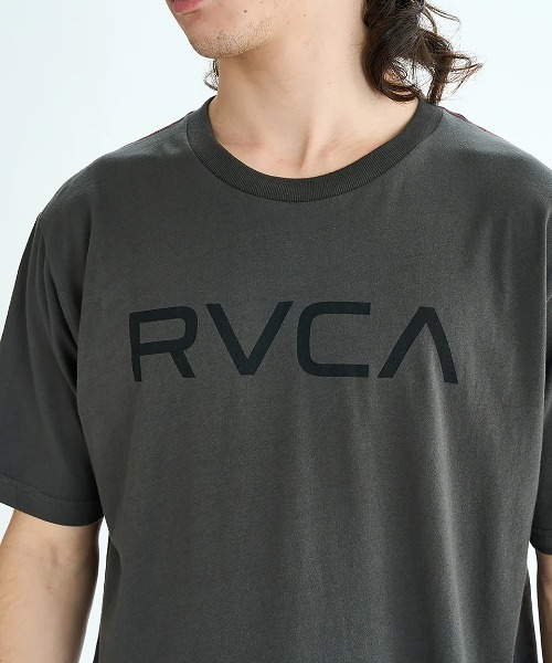 RVCA(ルーカ)の「RVCA メンズ RVCA PFP SS Tシャツ 【2025年夏モデル】/ルーカ半袖ロゴTシャツ(Tシャツ/カットソー・メンズ・グリーン系その他/ピンク/ホワイト/ブラック・SMALL/MEDIUM/X-LARGE/LARGE)」の10枚目の写真