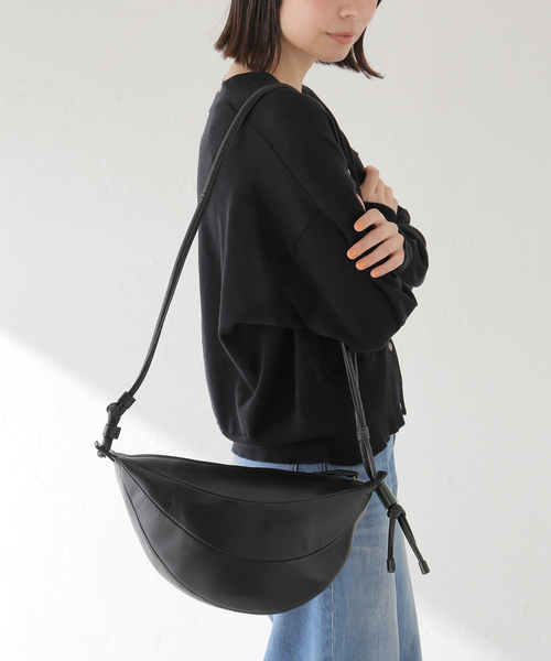 ★大人気★Archivepke★fling bag ★日本未入荷★送料・関税込★ ☆送料・関税込☆Archivepke☆SMALL FLING BAG☆バッグ