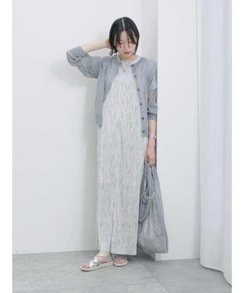 Samansa Mos2 blue（サマンサモスモスブルー）の「前後2wayシアーニットカーディガン（カーディガン/ボレロ・レディース・グレー/シルバーグレー/グリーン・F）」の21枚目の写真