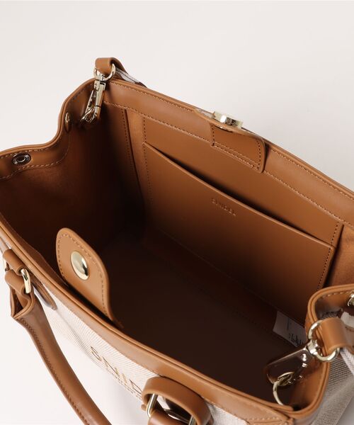 SNIDEL（スナイデル）の「キャンバスロゴバッグ（ショルダーバッグ・レディース・ブラック/ライトベージュ/キャメル・FREE）」の6枚目の写真