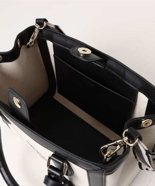 SNIDEL（スナイデル）の「キャンバスロゴバッグ（ショルダーバッグ・レディース・ブラック/ライトベージュ/キャメル・FREE）」の9枚目の写真