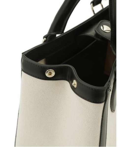 SNIDEL（スナイデル）の「キャンバスロゴバッグ（ショルダーバッグ・レディース・ブラック/ライトベージュ/キャメル・FREE）」の22枚目の写真