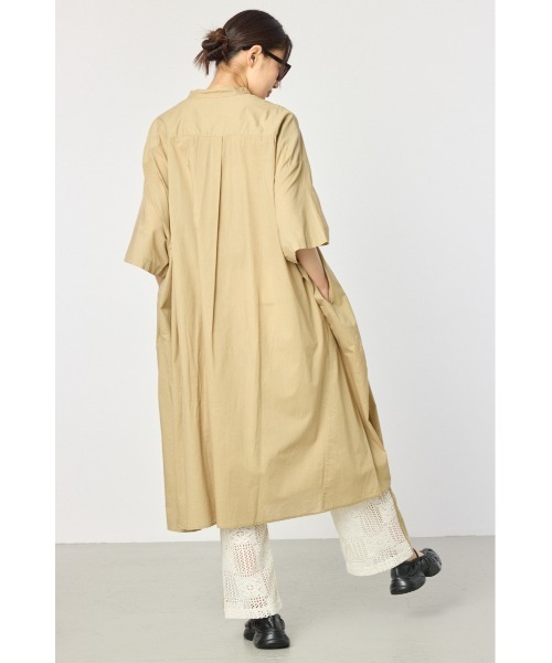 RODEO CROWNS WIDE BOWL（ロデオクラウンズワイドボウル）の「バンドカラールーズワンピース（ワンピース・レディース・ベージュ/ブルー系その他/ブラック系その他/チャコールグレー・FREE）」の7枚目の写真