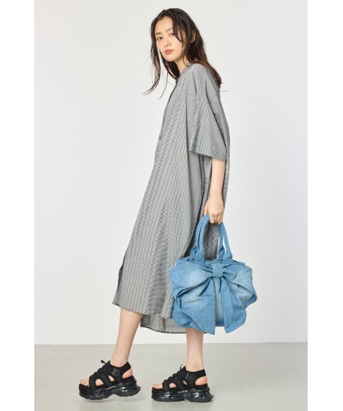 RODEO CROWNS WIDE BOWL（ロデオクラウンズワイドボウル）の「バンドカラールーズワンピース（ワンピース・レディース・ベージュ/ブルー系その他/ブラック系その他/チャコールグレー・FREE）」の19枚目の写真