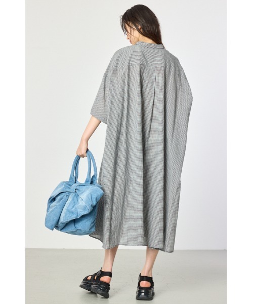 RODEO CROWNS WIDE BOWL（ロデオクラウンズワイドボウル）の「バンドカラールーズワンピース（ワンピース・レディース・ベージュ/ブルー系その他/ブラック系その他/チャコールグレー・FREE）」の21枚目の写真