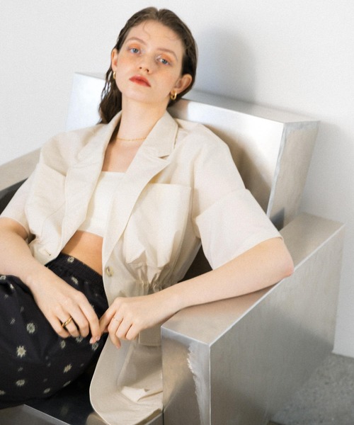 KBF（ケイビーエフ）の「ポケットディティールジャケット（その他アウター・レディース・アイボリー/キャメル・ONE）」の3枚目の写真