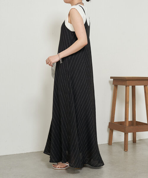 Jena espace merveilleux（ジェナ　エスパスメルヴェイユ）の「リネンリラックスキャミワンピース（ワンピース・レディース・ブラック/パープル/ライトグレー・FREE）」の7枚目の写真