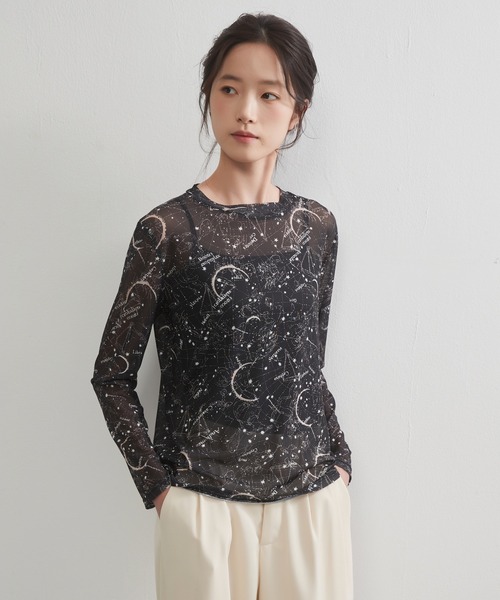 On One's Own(オンワンズオン)の「On One's Own 星座とドット2柄プリントパワーネット長袖シアートップ(Tシャツ/カットソー・レディース・ブラック/グレー系その他/ブラック系その他/ブラウン/ベージュ系その他・FREE)」の11枚目の写真