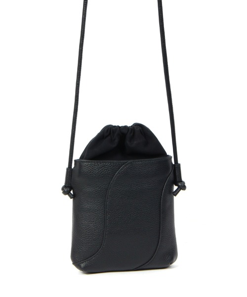Beau're(ヴュレ)の「BEAURE Mini Drawstring Pouch ショルダー Bag(ショルダーバッグ・レディース・ブラウン/パープル系その他/ブラック/シルバー・FREE)」の15枚目の写真