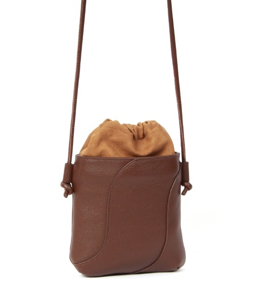 Beau're(ヴュレ)の「BEAURE Mini Drawstring Pouch ショルダー Bag(ショルダーバッグ・レディース・ブラウン/パープル系その他/ブラック/シルバー・FREE)」の11枚目の写真