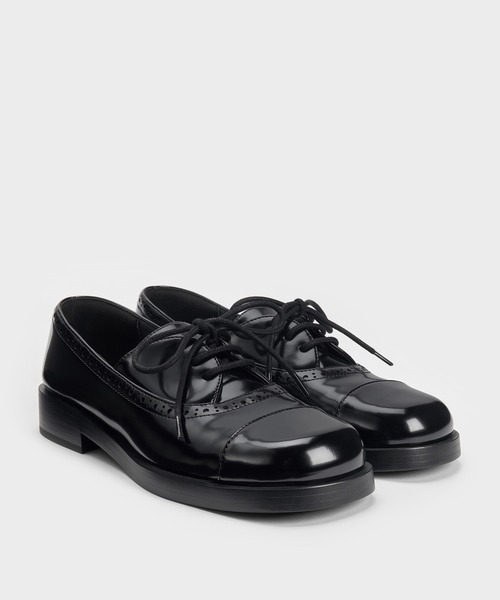 CHARLES & KEITH(チャールズ & キース)の「ブローグダービー(ローファー・レディース・ブラック系その他7/ブラウン系その他7・25.5cm/25cm/24.5cm/23.5cm/23cm/22.5cm)」の3枚目の写真